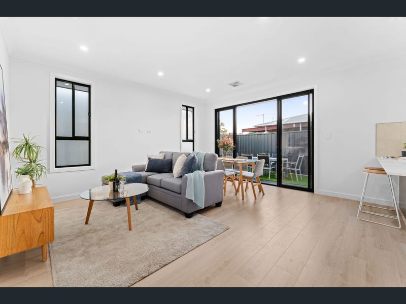 7 Arkaba St, Taperoo SA 5017